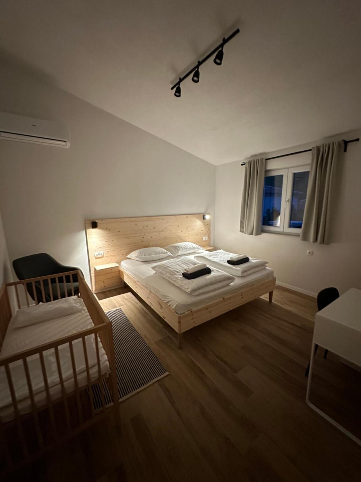 Climber Apartamento Starigrad Paklenica Exterior foto